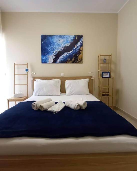Blue -Spacious 1Bdr Corner Flat/Balcony/View Appartement Athene Buitenkant foto
