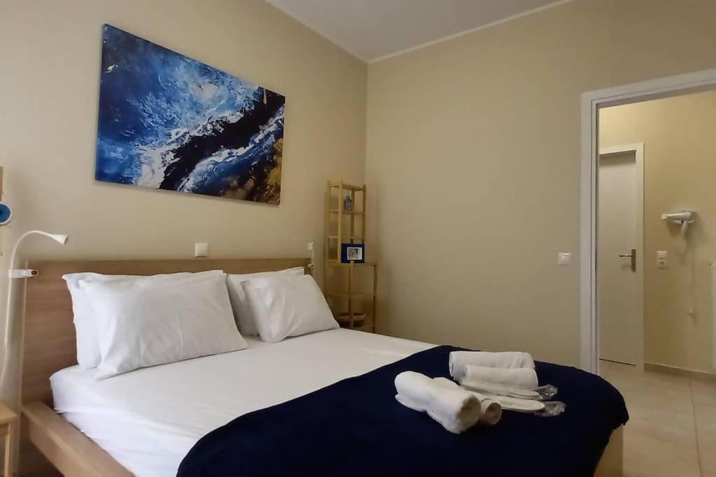Blue -Spacious 1Bdr Corner Flat/Balcony/View Appartement Athene Buitenkant foto